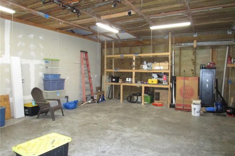 Casa en venta en Dade City, Florida, 3 dormitorios, 222.97 m2 № 2097346 - foto 13