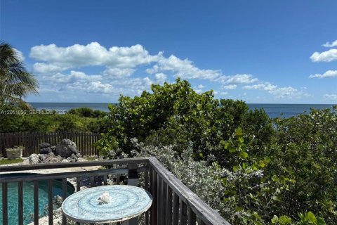 Casa en venta en Key Largo, Florida, 2 dormitorios № 2074701 - foto 4