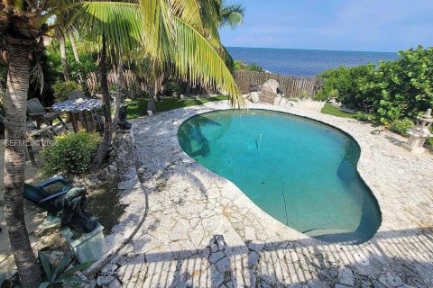 Casa en Key Largo, Florida 2 dormitorios № 2074701