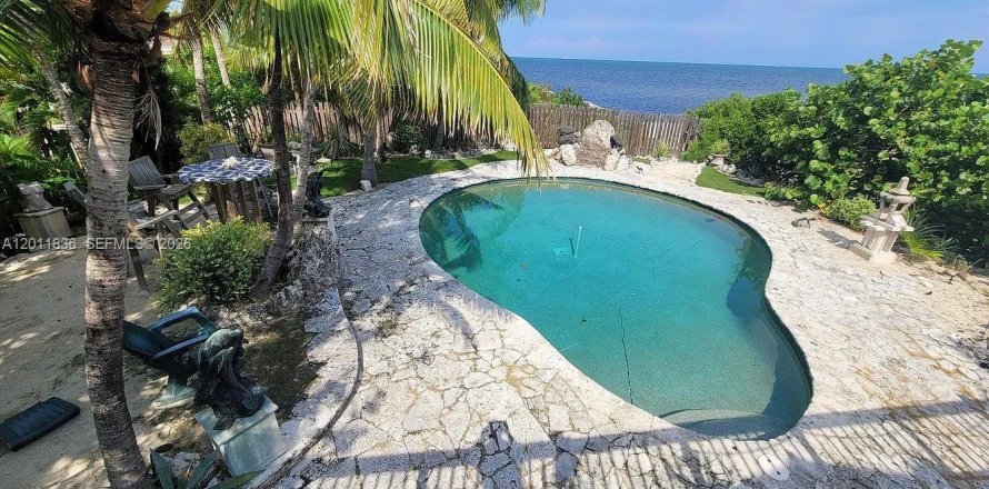 Casa en Key Largo, Florida 2 dormitorios № 2074701