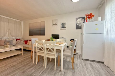 Купить коммерческую недвижимость в Майами, Флорида 136.75м2, № 2058439 - фото 26