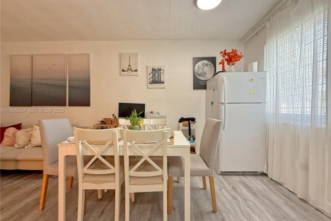 Купить коммерческую недвижимость в Майами, Флорида 136.75м2, № 2058439 - фото 25