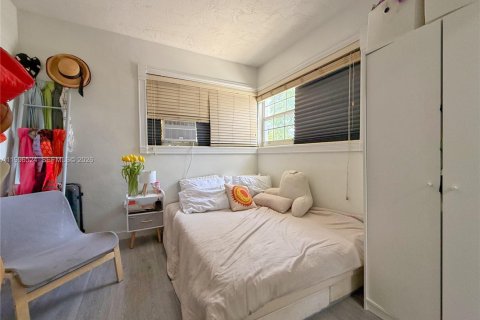 Купить коммерческую недвижимость в Майами, Флорида 136.75м2, № 2058439 - фото 10