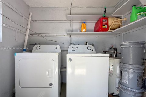 Купить коммерческую недвижимость в Майами, Флорида 136.75м2, № 2058439 - фото 29