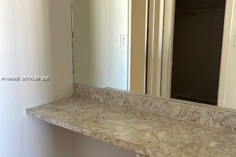 Condominio en alquiler en Aventura, Florida, 1 dormitorio, 71.35 m2 № 2027743 - foto 14