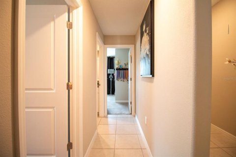 House in Wimauma, Florida 4 bedrooms, 179.77 sq.m. № 2308062 - photo 17