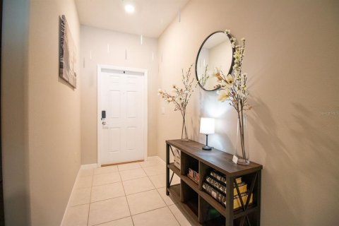 House in Wimauma, Florida 4 bedrooms, 179.77 sq.m. № 2308062 - photo 6