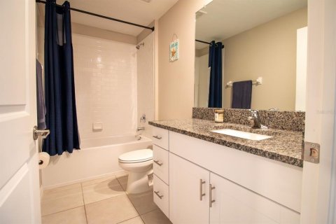 House in Wimauma, Florida 4 bedrooms, 179.77 sq.m. № 2308062 - photo 23