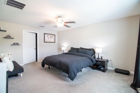 House in Wimauma, Florida 4 bedrooms, 179.77 sq.m. № 2308062 - photo 24