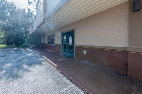 Propiedad comercial en venta en Minneola, Florida, 929.02 m2 № 1914660 - foto 9