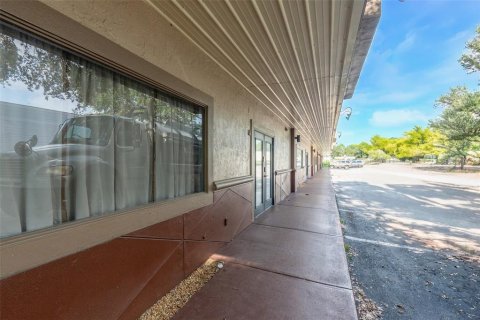 Propiedad comercial en venta en Minneola, Florida, 929.02 m2 № 1914660 - foto 5