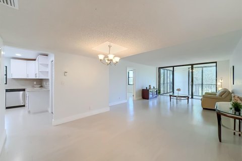 Купить кондоминиум в Уэстон, Флорида 3 комнаты, 118.26м2, № 2323706 - фото 7