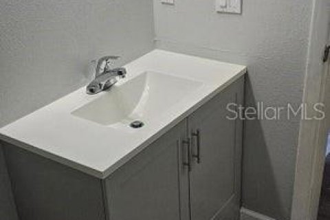 Apartamento en alquiler en Kissimmee, Florida, 2 dormitorios, 87.05 m2 № 1719798 - foto 3
