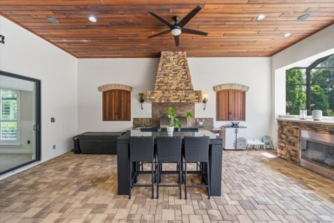 House in Fish Hawk, Florida 6 bedrooms, 558.34 sq.m. № 2117653 - photo 25