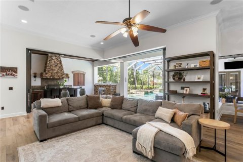 House in Fish Hawk, Florida 6 bedrooms, 558.34 sq.m. № 2117653 - photo 23
