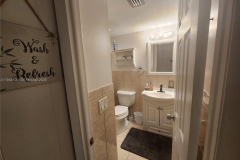 Condominio en alquiler en Margate, Florida, 2 dormitorios, 91.97 m2 № 2006342 - foto 13