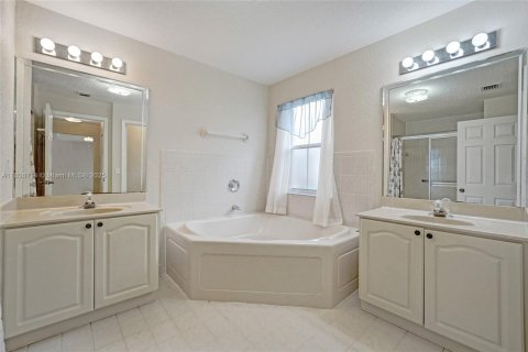 Casa en venta en Davie, Florida, 3 dormitorios, 168.62 m2 № 1825828 - foto 8