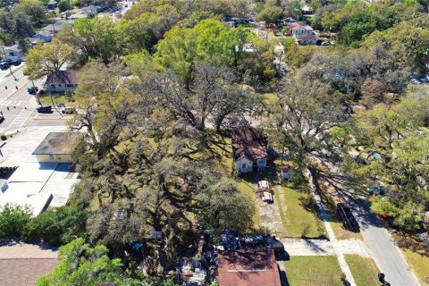 House in Tampa, Florida 3 bedrooms, 112.88 sq.m. № 1782888 - photo 9