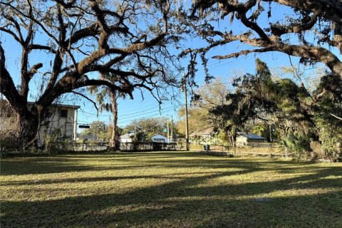 House in Tampa, Florida 3 bedrooms, 112.88 sq.m. № 1782888 - photo 18