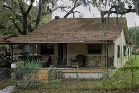 House in Tampa, Florida 3 bedrooms, 112.88 sq.m. № 1782888 - photo 1