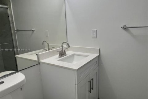 Copropriété à louer à Coral Springs, Floride: 2 chambres, 78.97 m2 № 2033254 - photo 8