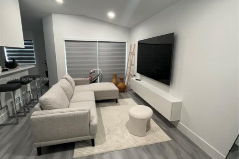 Copropriété à louer à Coral Springs, Floride: 2 chambres, 78.97 m2 № 2033254 - photo 5