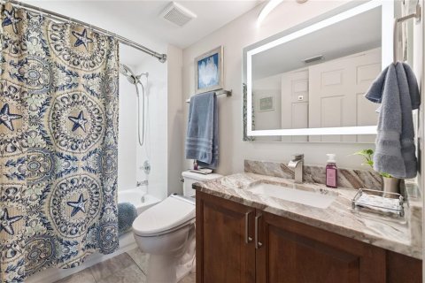 Copropriété à vendre à Daytona Beach Shores, Floride: 3 chambres, 199.83 m2 № 2314502 - photo 24