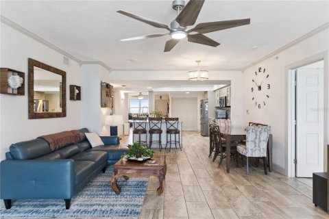Copropriété à vendre à Daytona Beach Shores, Floride: 3 chambres, 199.83 m2 № 2314502 - photo 12