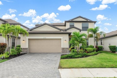 Casa en venta en Venice, Florida, 4 dormitorios, 245.26 m2 № 1913423 - foto 1