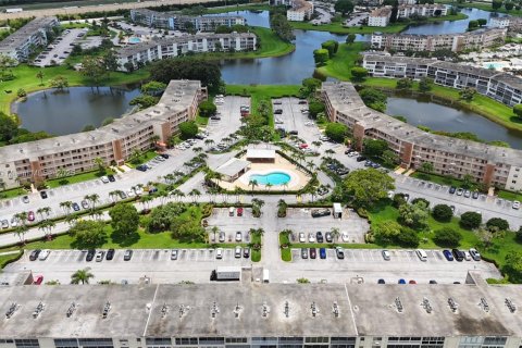 Condo in Boca Raton, Florida, 1 bedroom № 1977832 - photo 23