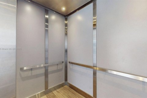 Condo in Boca Raton, Florida, 1 bedroom № 1977832 - photo 29