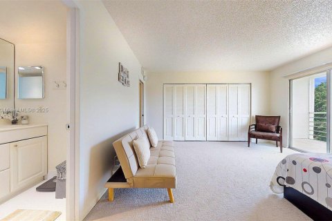 Condo in Boca Raton, Florida, 1 bedroom № 1977832 - photo 14