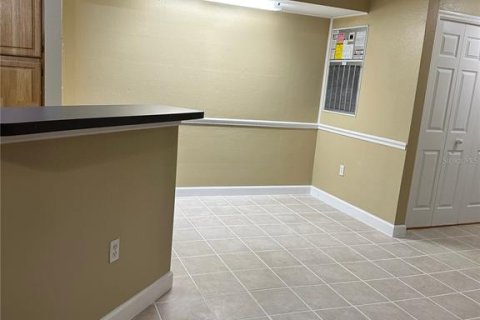 Condominio en alquiler en Orlando, Florida, 2 dormitorios, 114.55 m2 № 1914059 - foto 6