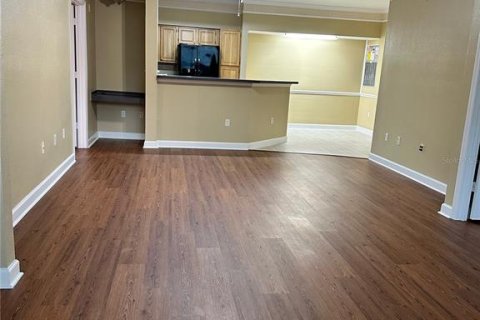 Condo in Orlando, Florida, 2 bedrooms  № 1914059 - photo 4