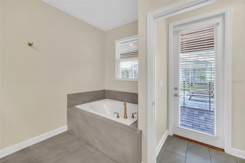Casa en venta en Davenport, Florida, 7 dormitorios, 373.28 m2 № 1418892 - foto 25