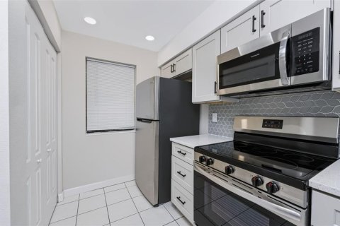 Copropriété à vendre à Englewood, Floride: 2 chambres, 99.41 m2 № 2381373 - photo 16