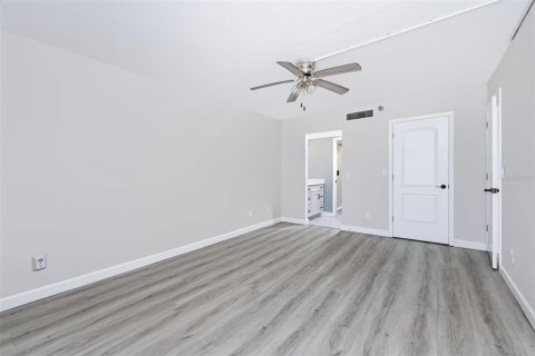 Copropriété à vendre à Englewood, Floride: 2 chambres, 99.41 m2 № 2381373 - photo 21