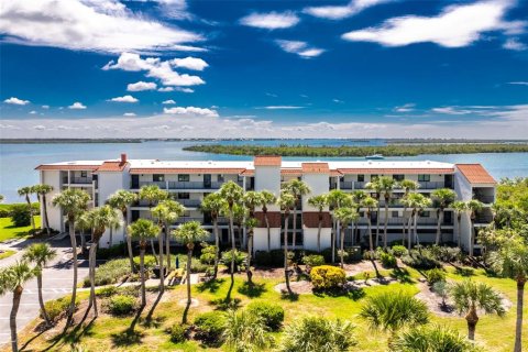 Condo à Englewood, Floride, 2 chambres № 2381373