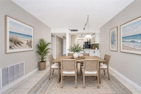 Copropriété à vendre à Englewood, Floride: 2 chambres, 99.41 m2 № 2381373 - photo 8