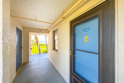 Copropriété à vendre à Englewood, Floride: 2 chambres, 99.41 m2 № 2381373 - photo 13
