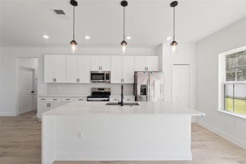 Casa en venta en Ocala, Florida, 4 dormitorios, 164.81 m2 № 1912569 - foto 9