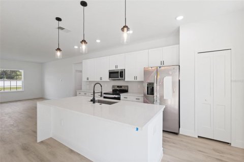 Casa en venta en Ocala, Florida, 4 dormitorios, 164.81 m2 № 1912569 - foto 10
