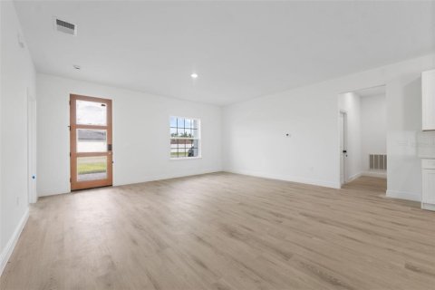 Casa en venta en Ocala, Florida, 4 dormitorios, 164.81 m2 № 1912569 - foto 13