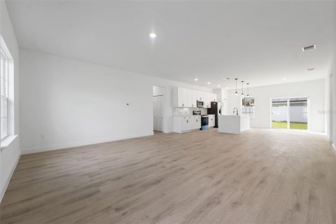 Casa en venta en Ocala, Florida, 4 dormitorios, 164.81 m2 № 1912569 - foto 15