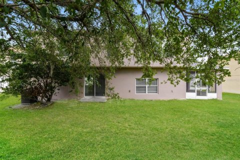 Villa ou maison à vendre à Kissimmee, Floride: 5 chambres, 238.39 m2 № 2275776 - photo 19