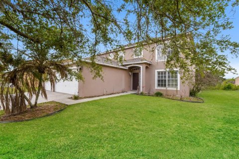 Villa ou maison à vendre à Kissimmee, Floride: 5 chambres, 238.39 m2 № 2275776 - photo 3