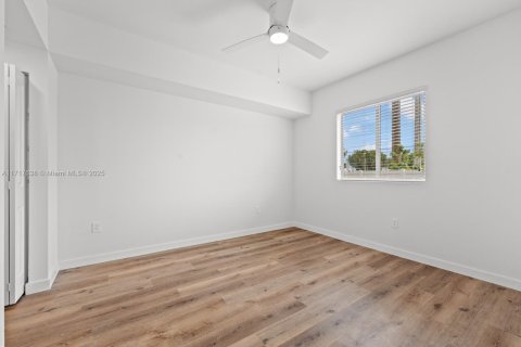 Appartement à louer à Miami, Floride: 2 chambres, 84.54 m2 № 1764365 - photo 13