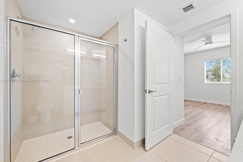 Appartement à louer à Miami, Floride: 2 chambres, 84.54 m2 № 1764365 - photo 3