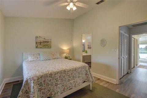 Townhouse in Indian Shores, Florida 3 bedrooms, 139.35 sq.m. № 1866804 - photo 24