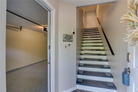 Townhouse in Indian Shores, Florida 3 bedrooms, 139.35 sq.m. № 1866804 - photo 6